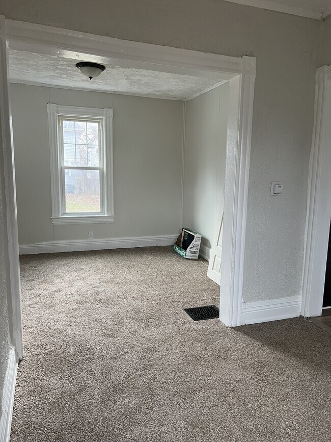 Photo - 933 Jefferson Ave