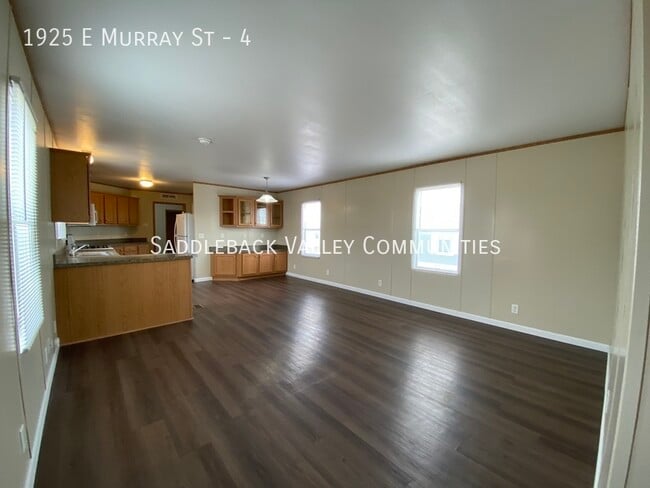 Photo - 1925 E Murray St