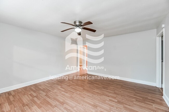 Photo - 514 Warren St