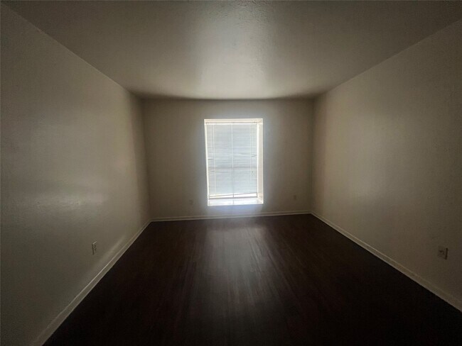 Photo - 8529 Hearth Dr Unit 34