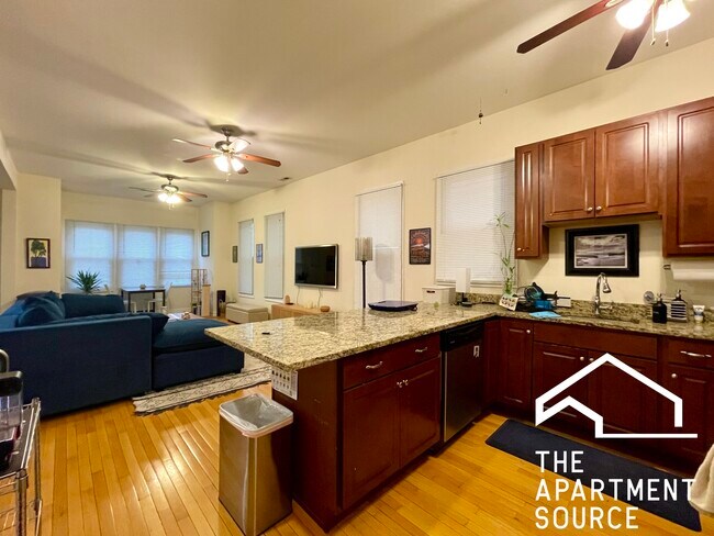 Photo - 2620 W Armitage Ave Condo Unit 1