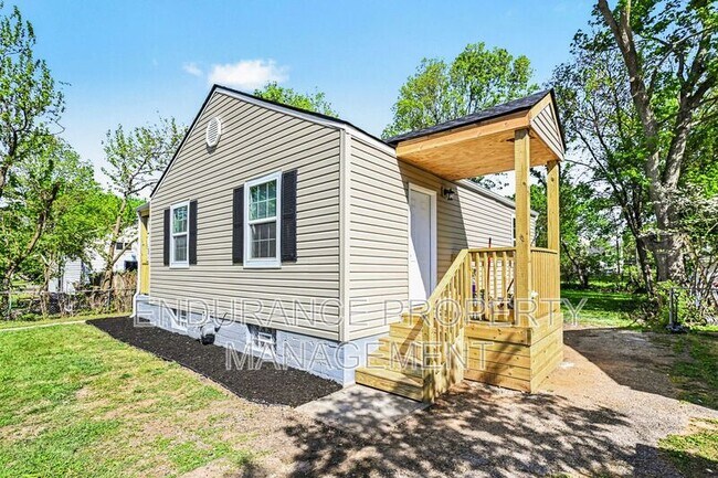 Photo - 4629 Queens Ave