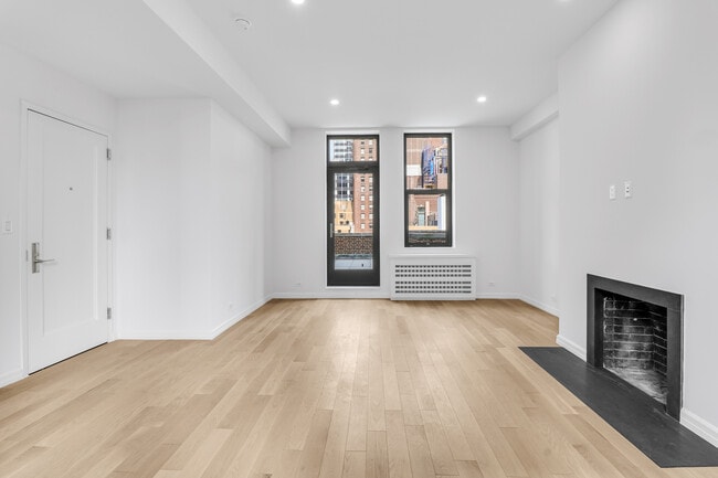 Photo - The Buchanan