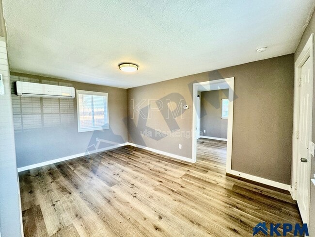 Photo - 316 S Gertrude Ave