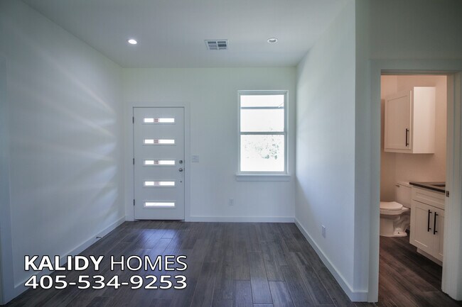 Photo - 17610 Salma Rd