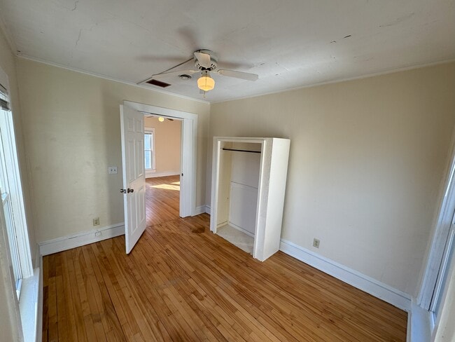 Photo - 1826 Whipple St