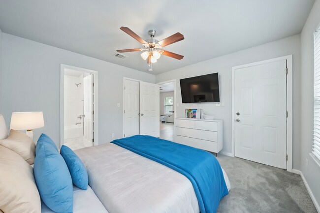 Photo - 4612 Bennett Ave Unidad B