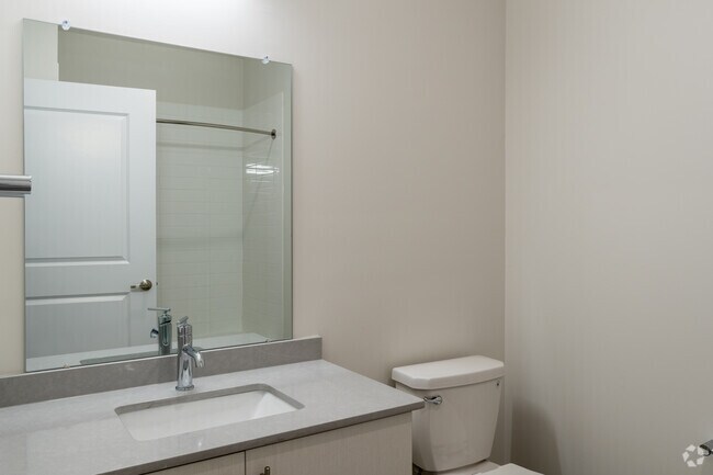 1BR, 1BA - 727SF - The AXIS at South Amboy on Bordentown Ave.