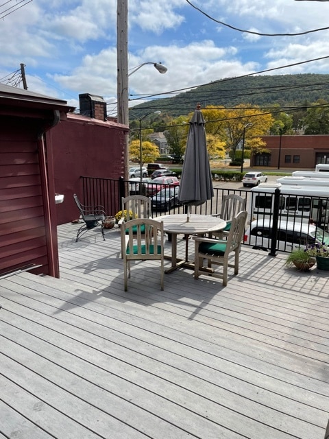 Shared roof deck - 18 W Market St Unit Apt. 202