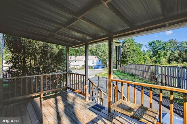 Photo - 2405 Phillips Dr