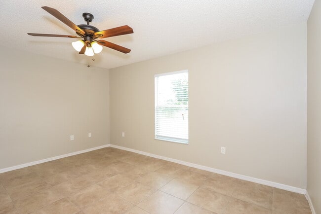 Photo - 505 Reddicks Cir