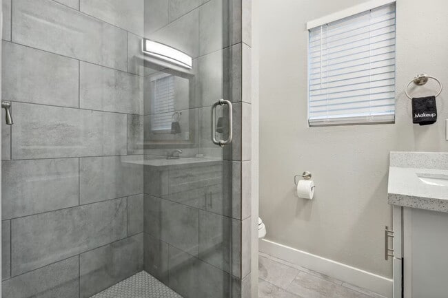 Photo - 2502 Sam Wilson St