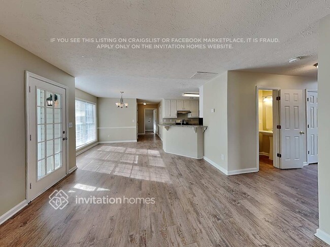 Photo - 1042 Simon Park Cir