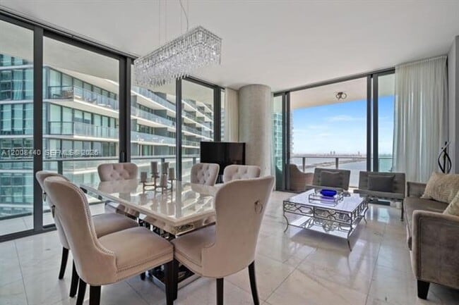 Photo - 480 NE 31st St Unit 480 NE 31 # 2707