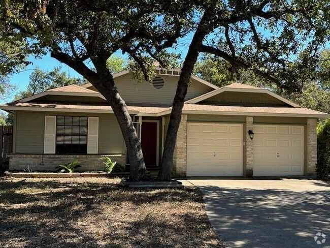 Building Photo - 508 Live Oak Dr Rental