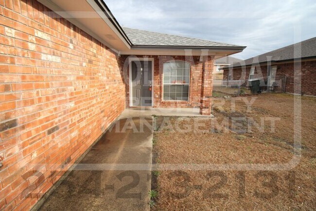 Photo - 2703 Lucille Dr Unit A