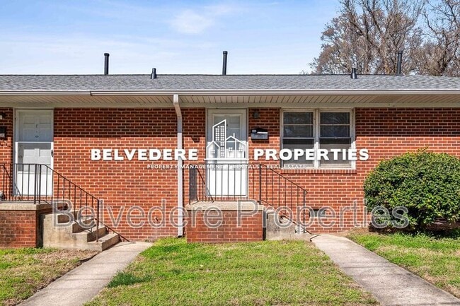 Building Photo - 217 McIver St