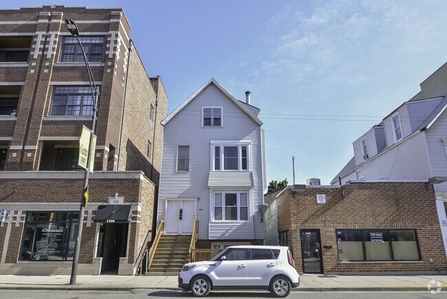 Building Photo - 1436 W Belmont Ave Rental