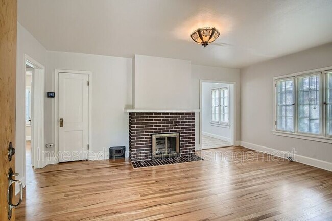 Photo - 384 N Ogden St