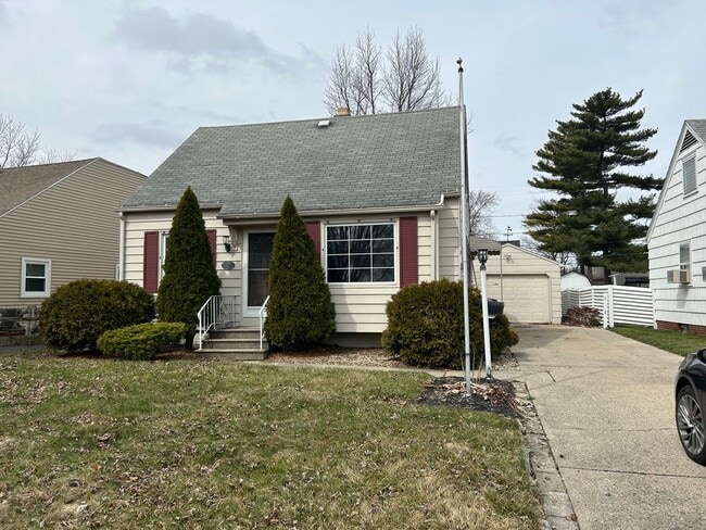 Building Photo - 3 Bed Home for rent!