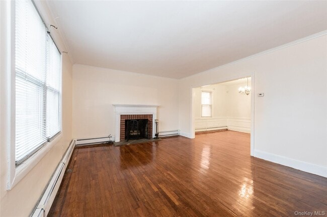 Photo - 166-23 24th Ave