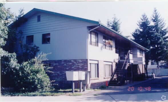 Photo - 1206 Harvey Rd