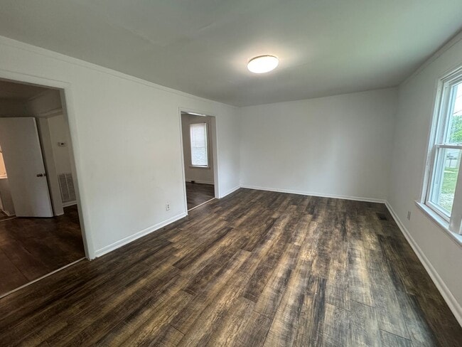 Photo - 2 Bedroom, 1 Bath House in Columbia!