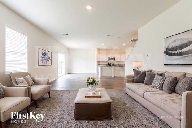 Photo - 1822 Sandlin Dr