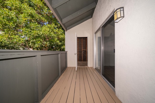 Photo - 311 Weston Cir Unit 211-24