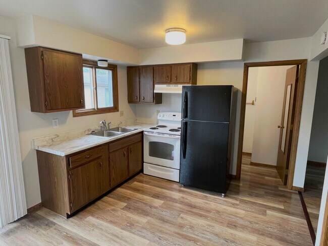 Photo - 903 Genrich St Unit D