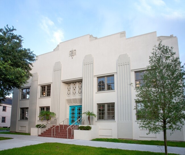 Building Photo - Modern 2-Bed, 2-Bath with In-Unit Laundry + Off-Street Parking on S Norman C. Francis Pkwy Unit 104