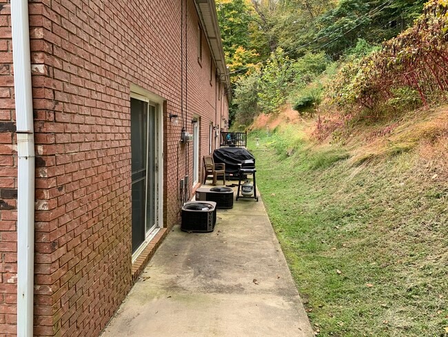 Photo - 551 Culler Rd