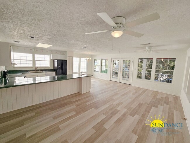 Photo - Centrally Located 2 Bedroom Home in Santa Rosa Beach!