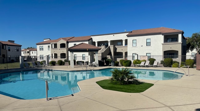 San Martin Apartments