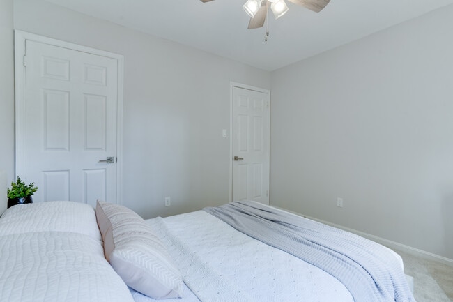 UL 2 - 3146 Borge St