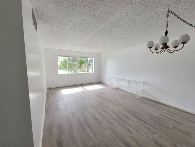 Building Photo - 14850 Naranja Lakes Blvd Unit B4E