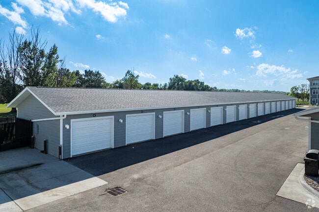 Building Photo - Dakota Estates