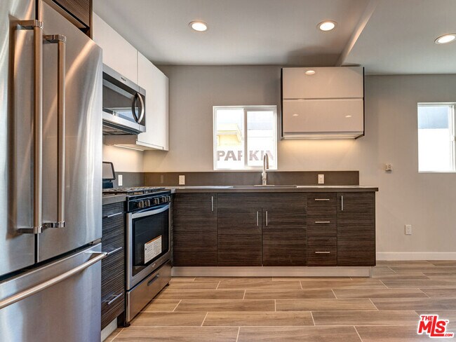 Photo - 508 N Pacific Coast Hwy