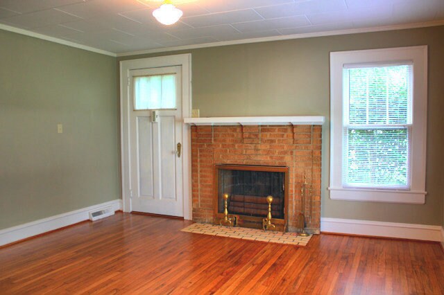 Photo - 2 Bedroom Cottage Plan Available Mid-August