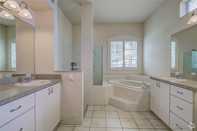 Building Photo - 4 Dahoon Dr Rental