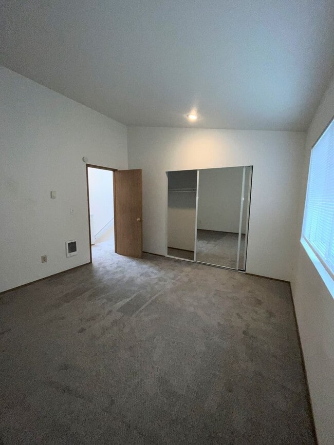 Photo - 447 - Townhome in Spectacular Location, 1 Car Attached Garage