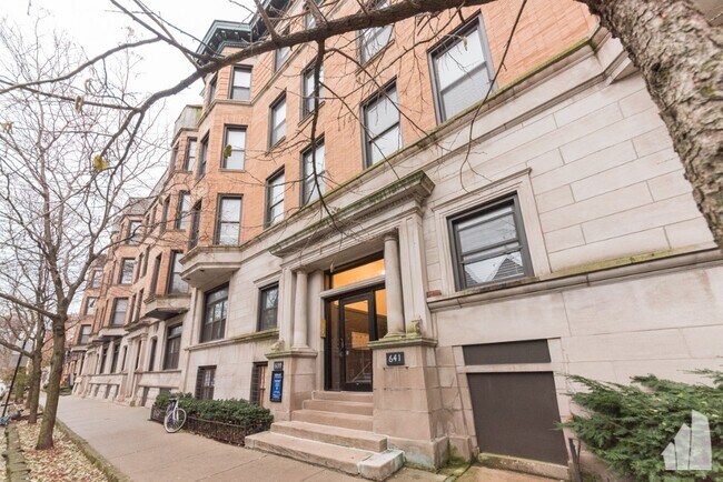 Photo - 640 W Oakdale Ave