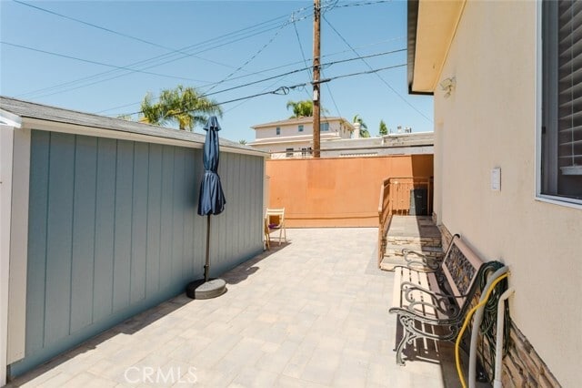 Photo - 833 E Verdugo Ave