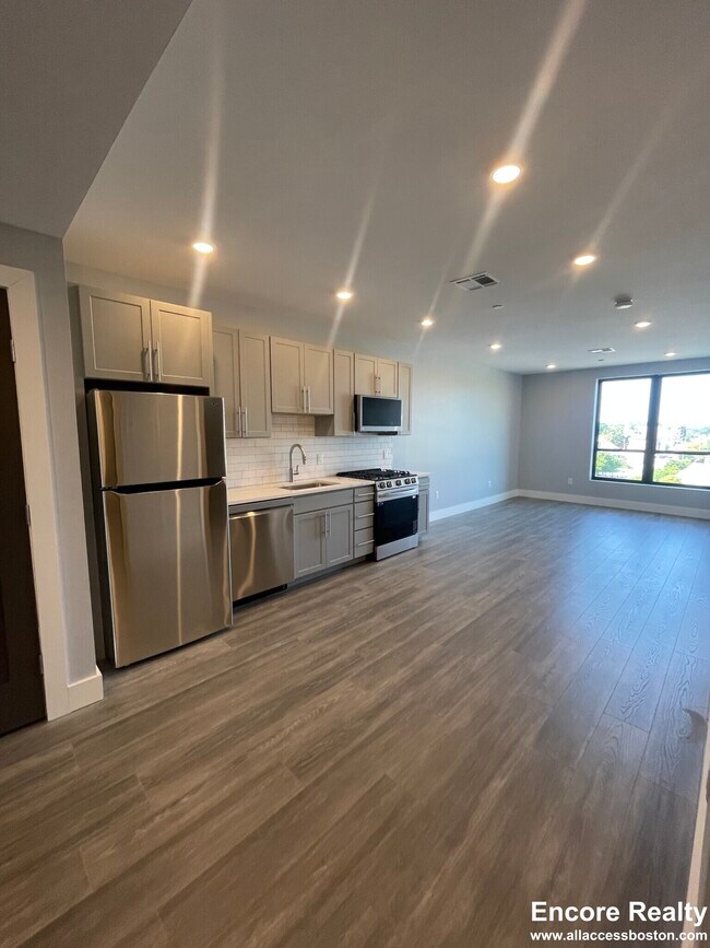 Photo - 365 Western Ave Unidad 509