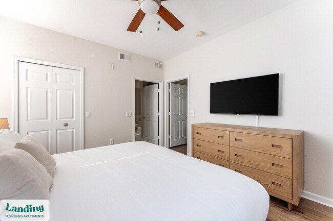 Photo - 2801 Biltmore Park Dr Unit 17-201.1410327