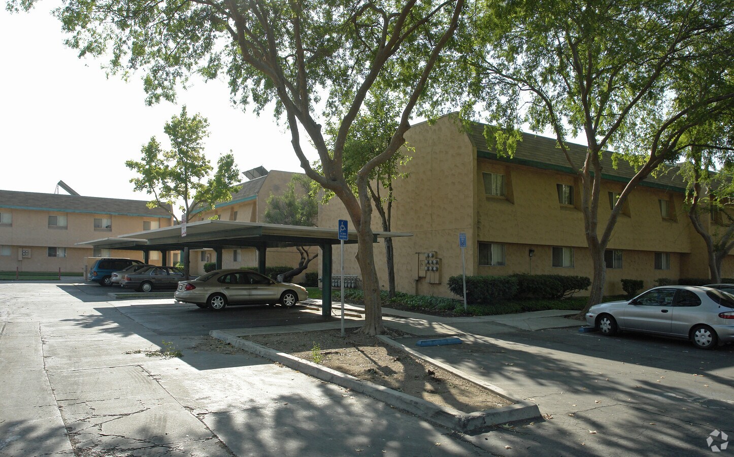 Kings Canyon Apartments - Sunnyside Villas
