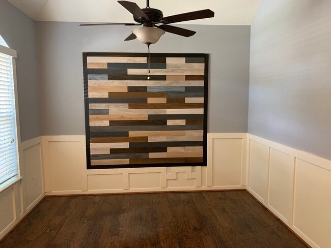 Photo - 18827 Cove Pointe Dr