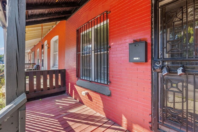 Photo - 3839 Folsom St
