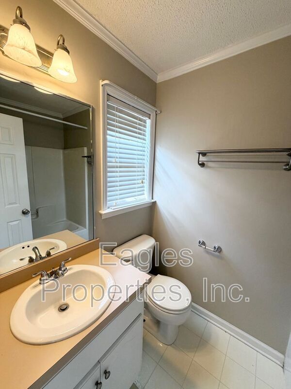 Photo - 513 Twin Creeks Dr