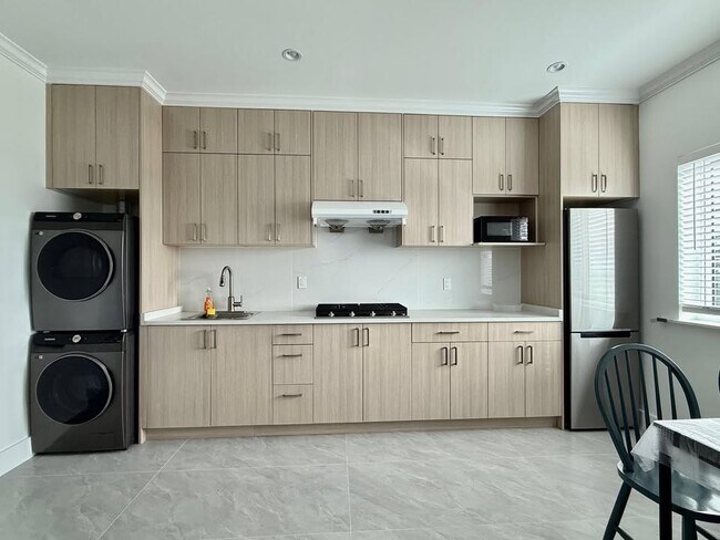 Photo - 1538 61st Av E Unit 2